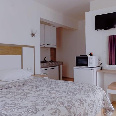 Parla Apart Hotel Çeşme 외부 사진