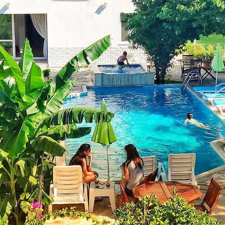 Parla Apart Hotel Çeşme 외부 사진