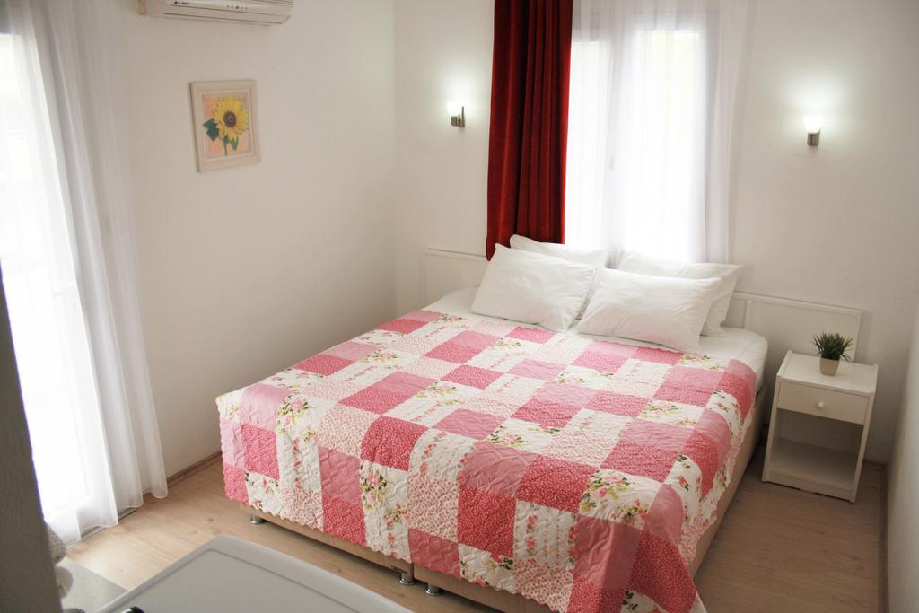 Parla Apart Hotel Çeşme 외부 사진