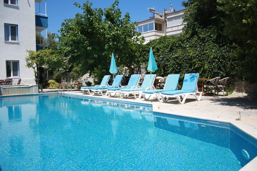 Parla Apart Hotel Çeşme 외부 사진